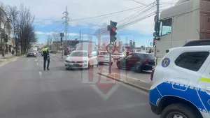Accident rutier pe șoseaua Bucium! Două autoturisme au intrat în coliziune – UPDATE