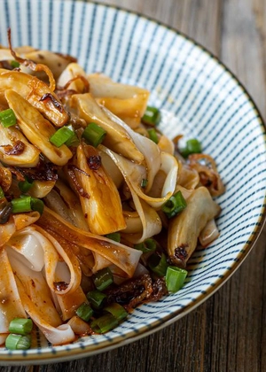 Rețete cu paste de orez. Delicii asiatice și preparate inedite