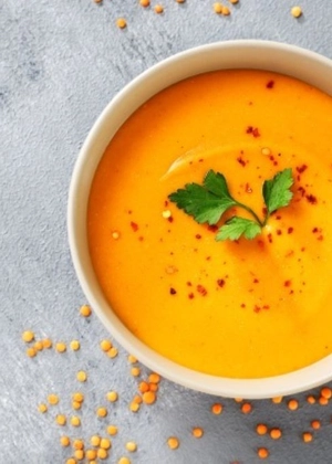 Cum să prepari o rețetă delicioasă de supă de linte? Savuroasă, sănătoasă și ușor de preparat!