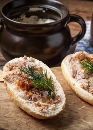 Rețeta ungurească de pastă de jumări – Un aperitiv delicios, ce trebuie neapărat încercat