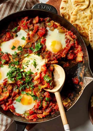 Care este rețeta originală de shakshuka? Vei avea parte de un mic dejun sățios și delicios!