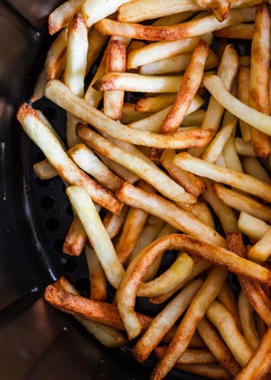 Cartofii prăjiți la Airfryer – Rețetă pentru un gust clasic, fără ulei în exces