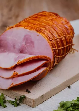 Este șunca presată periculoasă? Iată tot ce trebuie să știi înainte să o consumi
