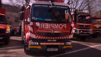 Incendiu la o anexă din Bucium Au intervenit pompierii cu două autospeciale EXCLUSIV FOTO