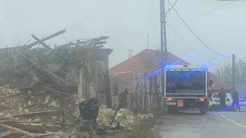 Pericol de explozie Muniție foarte periculoasă găsită în peretele unei case în timpul demolării