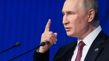 Vladimir Putin spune că amenințarea cu războiul nuclear crește Luăm în considerare arme de distrugere în masă