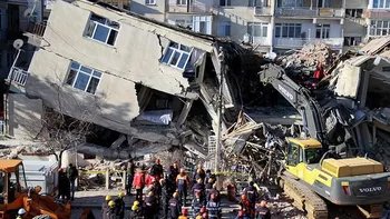 Un nou cutremur puternic cu o magnitudine de 5 pe scara Richter a lovit Turcia 8211 VIDEO