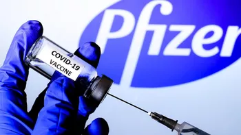 Un gigant farmaceutic a dat în judecată Pfizer din cauza vaccinurilor împotriva COVID-19