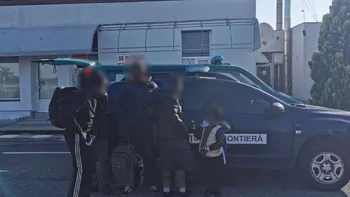 Cinci cetățeni străini au fost găsiți ascunși într-un camion la punctul de frontieră Moravița