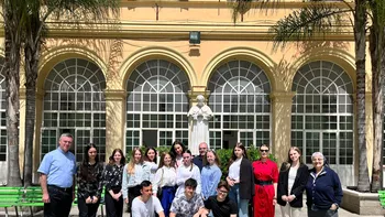 Un grup de elevi de la Colegiul Național Pedagogic 8222Vasile Lupu8221 din Iași mobilitate de studiu în Roma 8211 FOTO