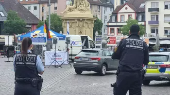 Atac armat la o adunare de extremă dreaptă din Germania. Un bărbat a fost împușcat 8211 VIDEO