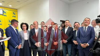 Primarul Iașului Mihai Chirica și președintele CJ Iasi Costel Alexe primele reacții după închiderea urnelor 8211 FOTO  LIVE VIDEO