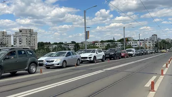 Schimbări majore de prioritate în traficul din Iași Comisia de Circulație a aprobat zeci de modificări. Străzi cu sens unic locuri noi de parcare și restricții de circulație vor intra în vigoare 8211 FOTO