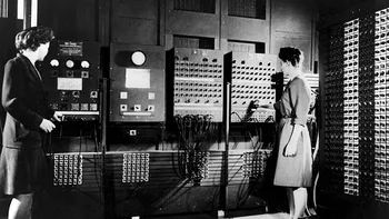 In urma cu 70 de ani lumea facea cunostinta cu primul calculator pentru uz general ENIAC