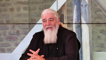 Arhiepiscopia Sucevei și Rădăuților a publicat realizările Părintelui Calistrat Chifan: „Biserica nu dă distincții ca să placă, ci ca să recunoască”