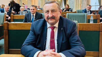 Rectorul TUIASI, prof. univ. dr. ing. Dan Caşcaval, vine cu lămuriri în legătură cu discuţiile aprinse de la ultimul Consiliul Național al Rectorilor privind mărirea normei didactice cu 2 ore
