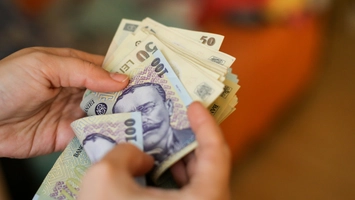 Românii pot primi această taxă înapoi! Dacă nu depui cererea urgent, poți pierde banii