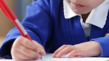 Elevii de clasa a II-a din Iași susțin astăzi a doua probă a Evaluării Naționale, cea de citit, la Limba română