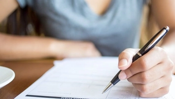 Peste 7.600 de elevi ieșeni de clasa a VIII-a se pregătesc pentru Evaluarea Națională 2025! În județul Iași sunt 228 de clase a IX-a și 76 pentru învățământul profesional
