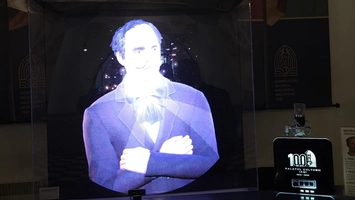 HoloLine aduce la viață trecutul: Arhitectul Palatului Culturii, readus prin holografie și inteligență artificială