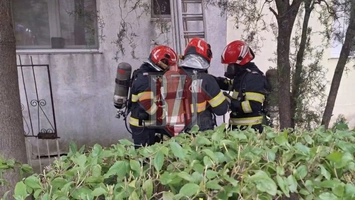 Incendiu pe strada Plăieșilor. Două autospeciale și o ambulanță, mobilizate de urgență
