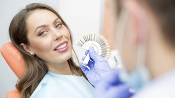 Implant dentar București pentru femei la Complet Dental (P)