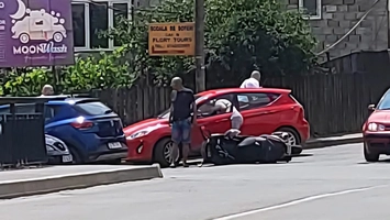 Accident rutier în Galata! O motocicletă și un autoturism au fost implicate