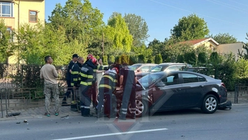Accident rutier pe aleea Tudor Neculai. Trei autoturisme au fost implicate – UPDATE