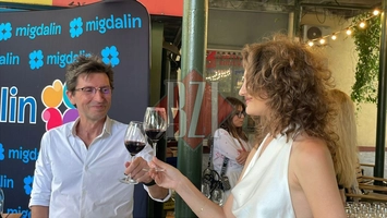 AromaFest transformă Palatul Culturii din Iași în locul unde vinul, cafeaua, brânzeturile, uleiurile de măsline și multe alte produse devin vedetele unui festival plin de savoare, distracție și descoperiri