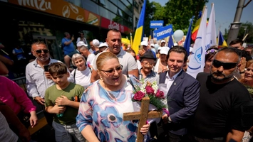Peste 30.000 de persoane au participat la Marșul Normalității, organizat de Diana Șoșoacă. Președintele S.O.S. România: „S-au adunat toți oamenii care cred în Dumnezeu, indiferent cum îi spun”