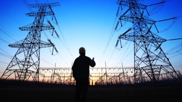 România, alături de Bulgaria și Grecia, „se confruntă cu riscul unei izolări energetice față de restul Uniunii Europene”