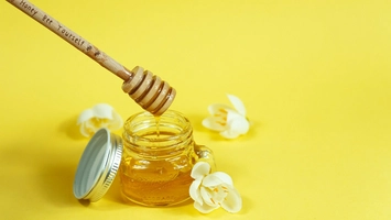 Mierea de Manuka – un produs cu adevărat special sau doar strategie de marketing?