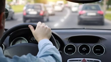 Nou val de scumpiri pentru șoferii din România! Câți bani vor plăti în plus pentru polițele RCA, de la 1 iulie 2025