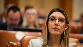 Diana Buzoianu s-a răzgândit! Directorul de la Apele Române, demis vineri, rămâne pe funcție