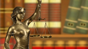 Judecătorii din România au blocat proiecte vitale pentru dezvoltarea țării! ONG-urile poruncesc, judecătorii execută?