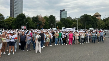 Angajați APIA, AFIR și MIPE protestează în fața Guvernului. Cer stabilitate pentru gestionarea fondurilor europene
