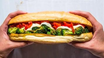 O epidemie mortală a curmat viața unui artist după ce a mâncat un sandviș cu broccoli
