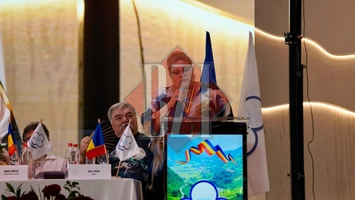 Europarlamentarul Diana Șoșoacă și-a lansat noua carte „Doctrina de Epicentru”