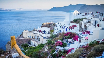 Turismul din Grecia spulberă recordurile în 2025! România, potențial uriaș, realizări modeste