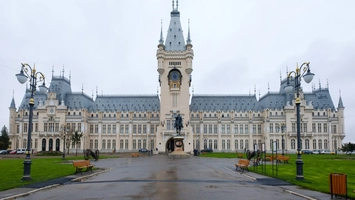 Expoziția „Continuitate și creativitate în vreme de război: patrimoniul cultural imaterial ucrainean prin ochii copiilor”, la Iași