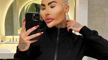 Șoc în lumea showbizului! Influencerul „Lip King”, sosia lui Kim Kardashian, a fost găsit mort