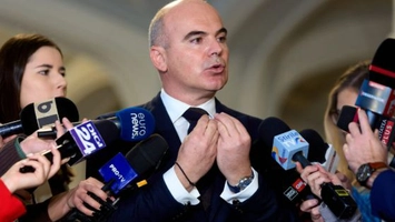 Rares Bogdan a atras atenția de foarte multe ori în PNL și celorlalți colegi din politică asupra greșelilor care se fac, dar nu a fost ascultat