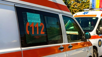 Criză financiară la Ambulanță: 17 servicii județene nu au bani pentru cheltuielile din septembrie. Sindicaliștii cer intervenția președintelui