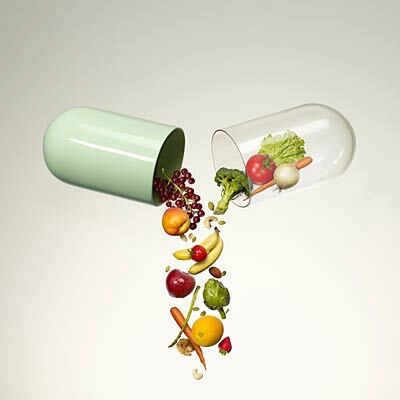 o pastilă din care curg legume si fructe