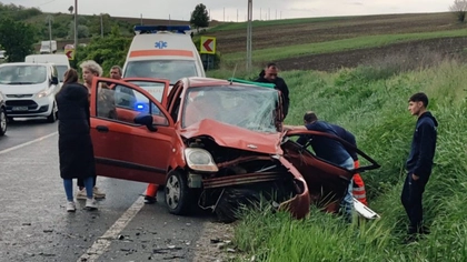 Iată cine este șoferul decedat în accidentul rutier de la Ciortești. A murit pe loc, după ce un autoturism scăpat de sub control a pătruns pe contrasens