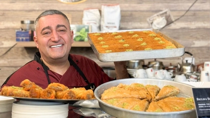 După ce și-a deschis o afacere de succes cu deserturi arăbești, Chef Fuad Snunu a trecut la un alt nivel: „60% dintre clienții mei sunt români”
