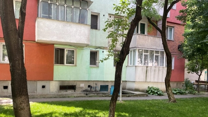 Locuitorii unui bloc s-au speriat de ce au găsit la subsol! Nimeni nu mai are curaj acum să deschidă ușa: „Mă duc cu un topor și tai tot”