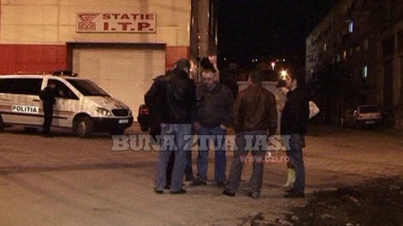 Scandal cu mascati in curtea unei importante firme de taximetrie din Iasi - FOTO, VIDEO