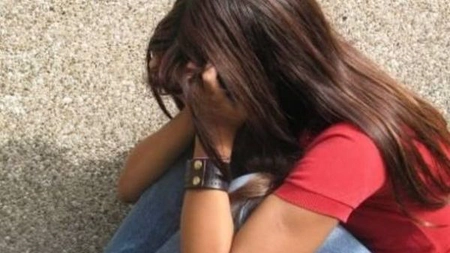 Poveste halucinanta! A fost obligata de parinti sa se marite la 12 ani, iar sotul o viola in fiecare seara!
