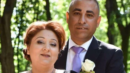 EXCLUSIV! Afacerist din Iasi, implicat in transportul persoanelor, surprins in ipostaze jenante. A intrat in lumea dezvoltatorilor imobiliari si pozeaza in iubitor de opera - FOTO